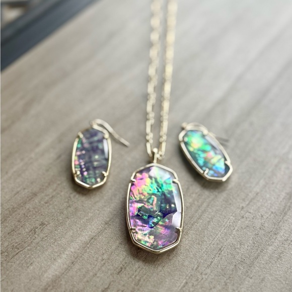Kendra Scott Elle Drop Earrings, Reid Long Pendant | Lilac Abalone Set | Retired - Picture 8 of 10